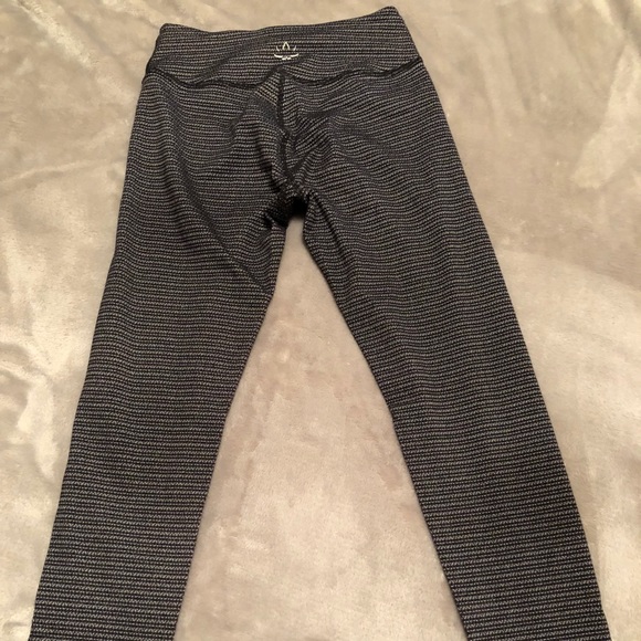 Beyond Yoga Full Length Legging - Picture 2 of 5